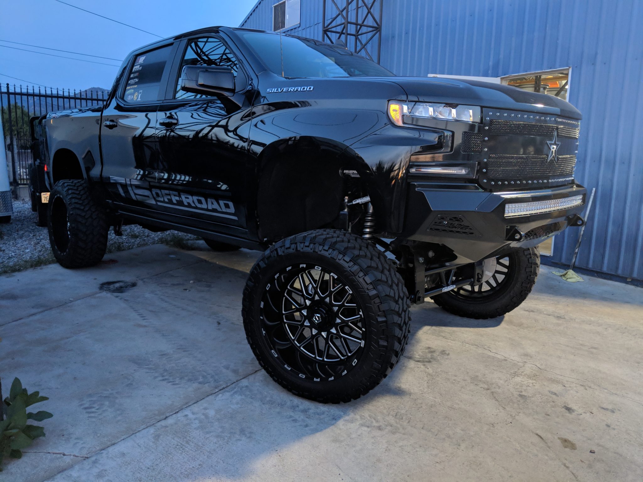 Chevrolet GMC 1500 1012 Inch Lift Kit 2019 up Bulletproof Suspension